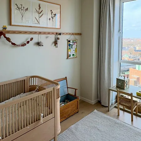 Flat On 16th Floor With View Of Oresund